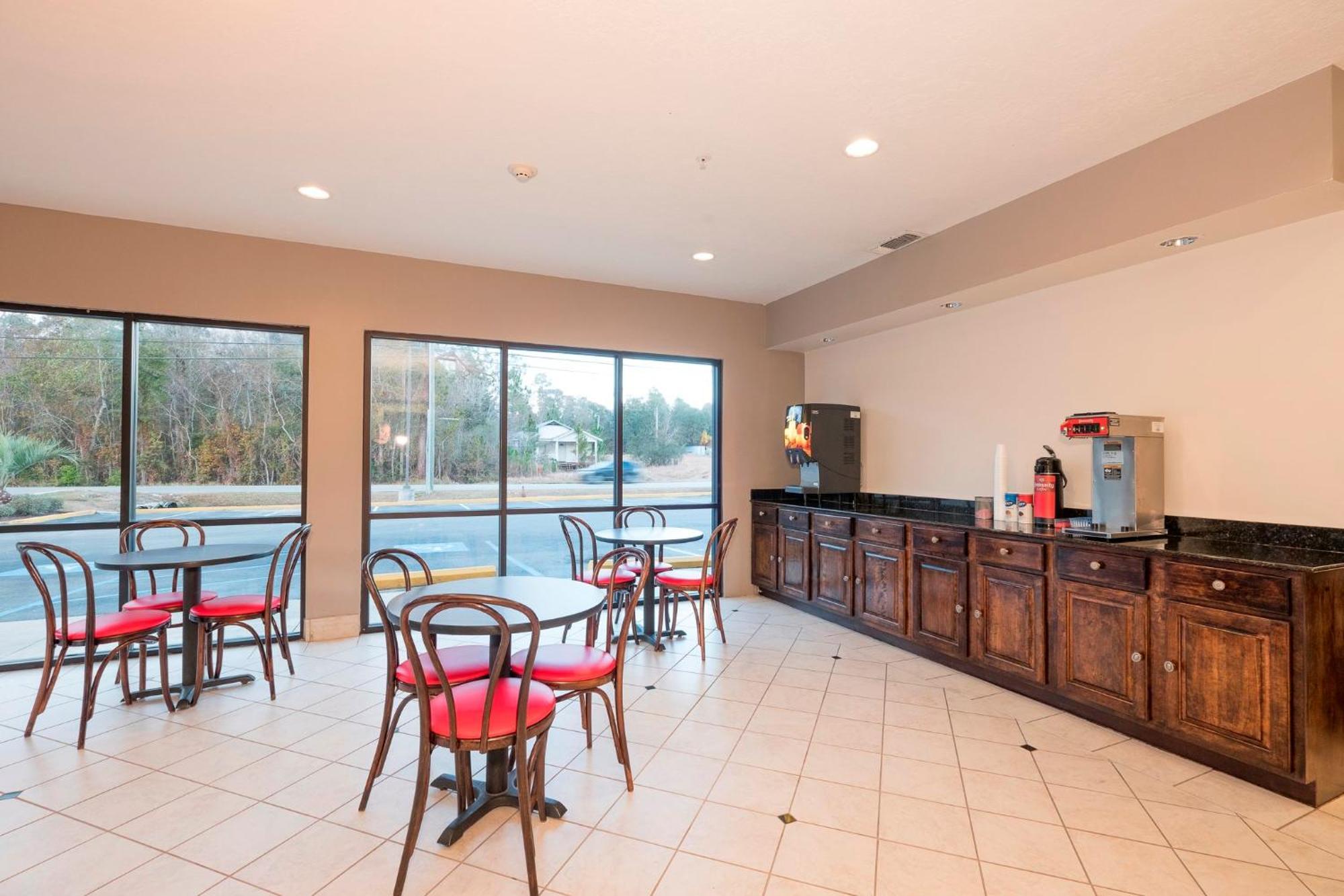 Red Roof Inn & Suites Biloxi - Ocean Springs Dış mekan fotoğraf