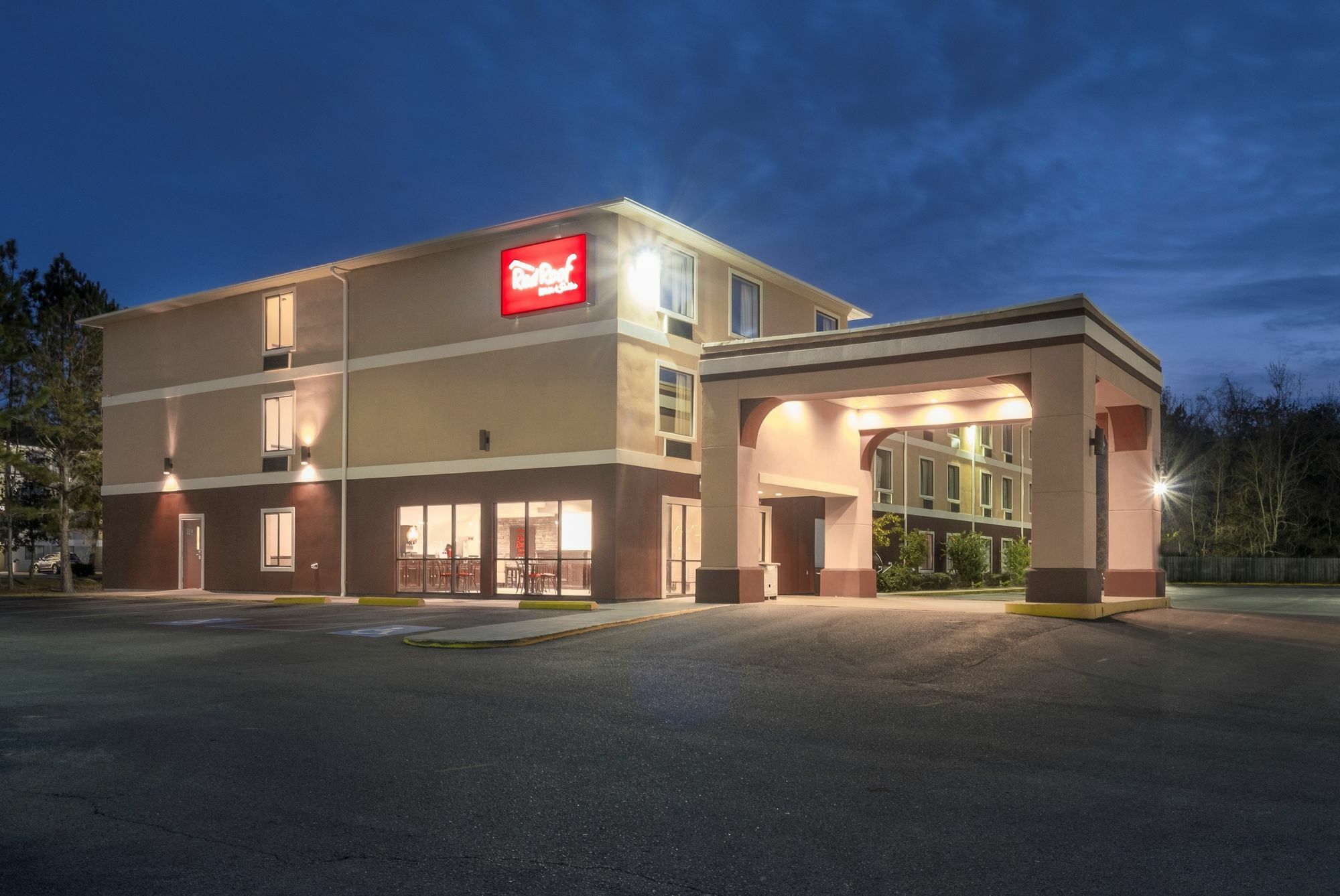 Red Roof Inn & Suites Biloxi - Ocean Springs Dış mekan fotoğraf